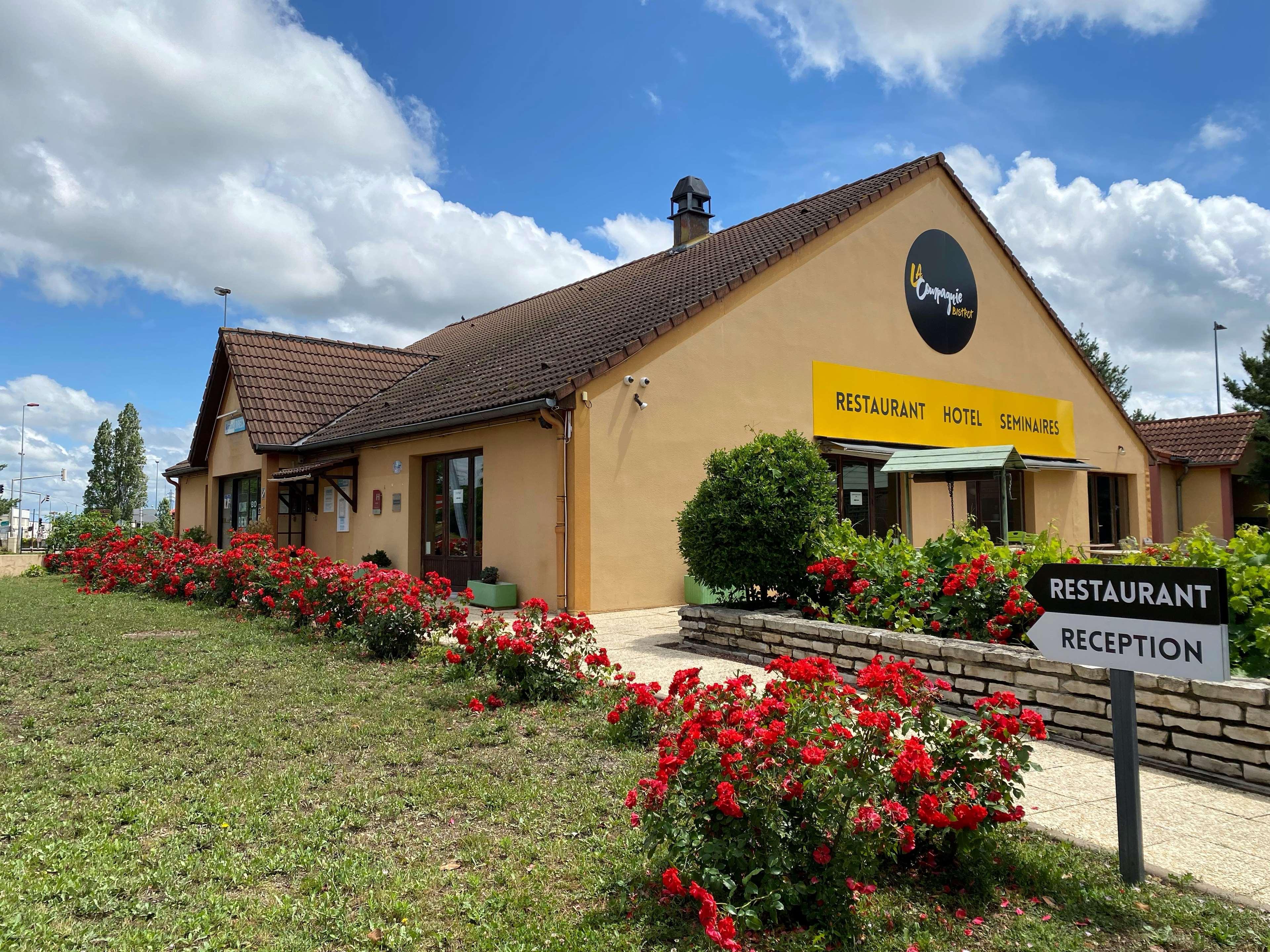 Kyriad Direct Roanne Hôtel&Restaurant Exterior foto